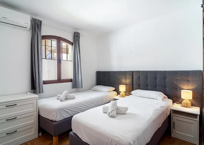 Hibiscos 72 Deluxe By Casasol