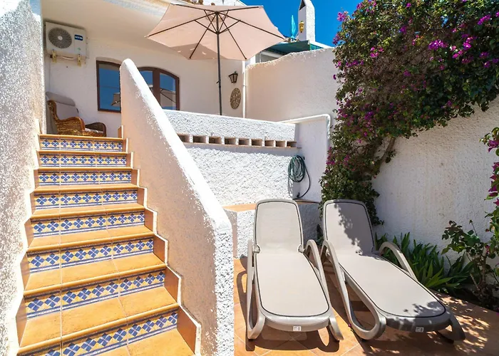 Hibiscos 72 Deluxe By Casasol Апартаменты *